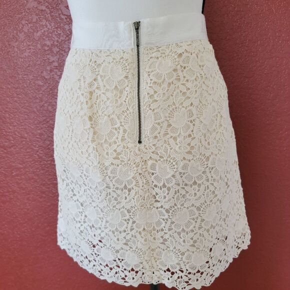 Ann Taylor LOFT Skirt - Picture 6 of 14